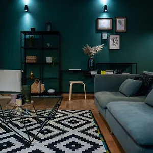 Corner בוקרשט
