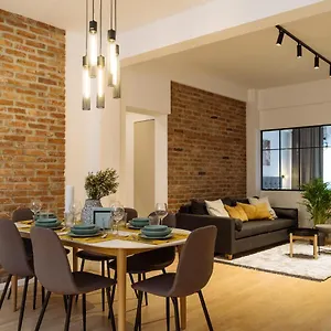 Bright 3br Flat - Location - View Balcony בוקרשט