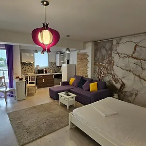 Airport 3 Apartment